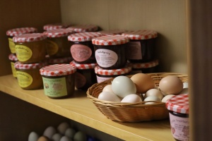 Haus Keller - Marmelade und Eier zum Selbstbedienen